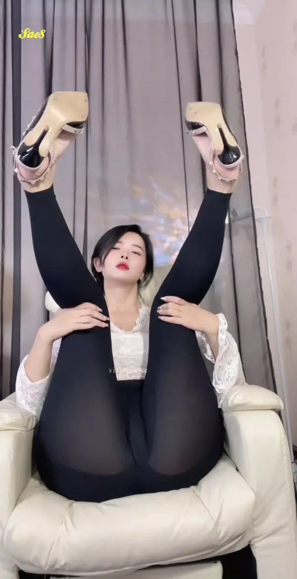 快手巨乳网红梦梦睡不醒私拍全集1